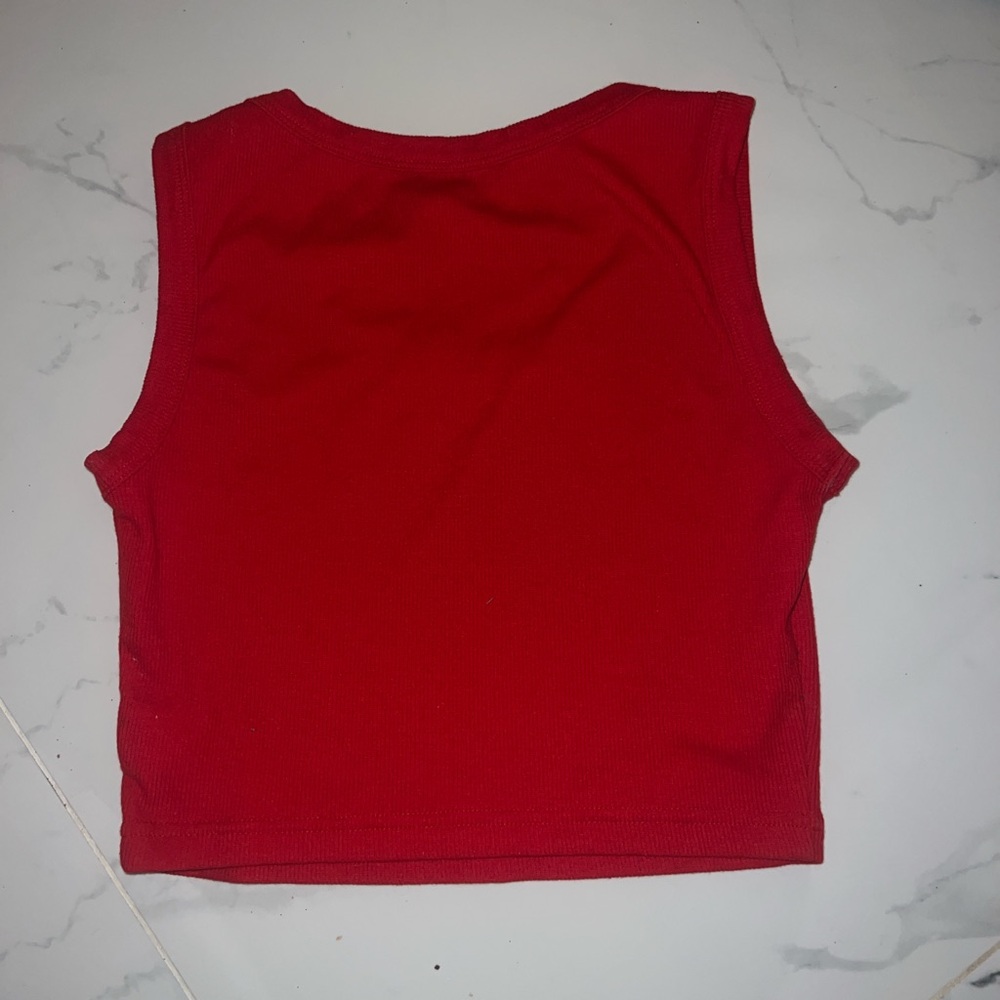 red tank top